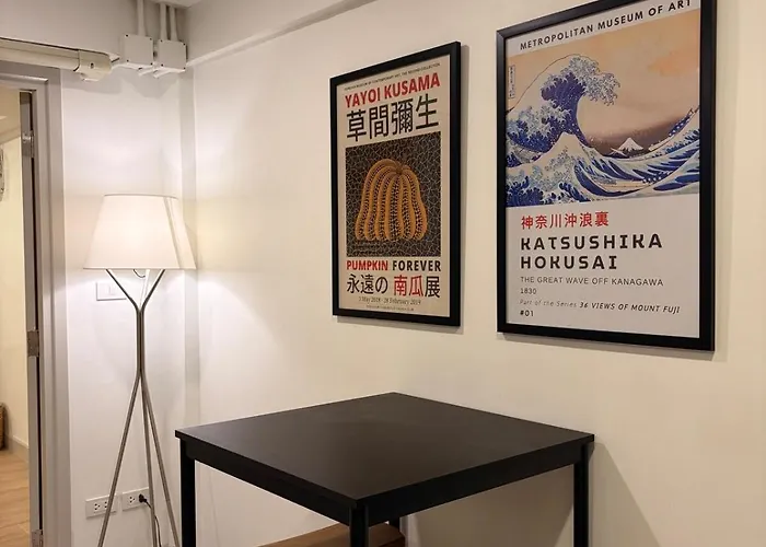 Apartment 2 Bed & 2 Bath Suite, 2nd Floor Bangkok