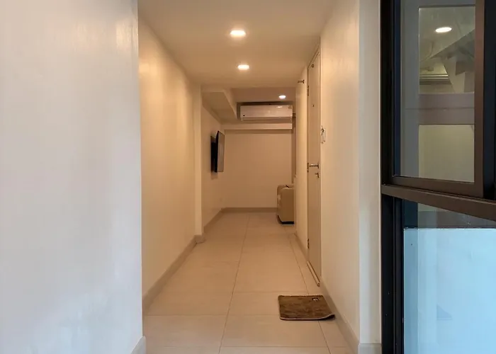 Apartment 2 Bed & 2 Bath Suite, 2nd Floor *